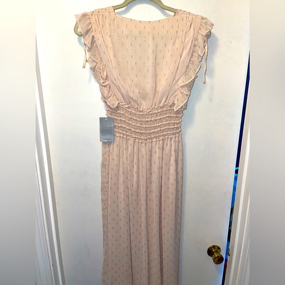 Max Studio Sleeveless V-Neck Dot Dress Cameo - Picture 2 of 3